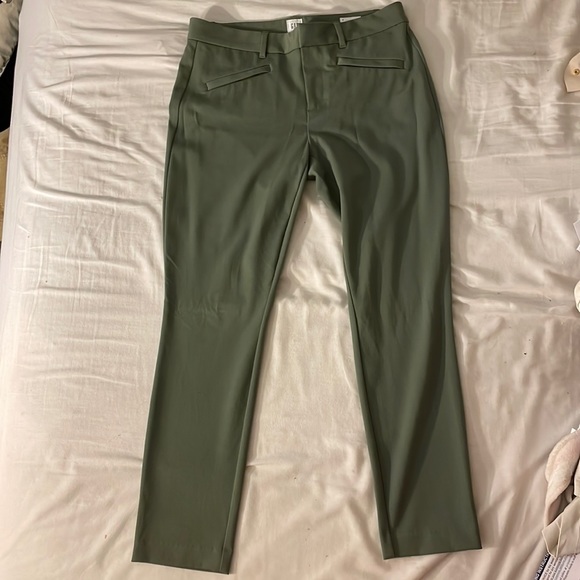 GAP Pants - GAP Signature Skinny Ankle pant